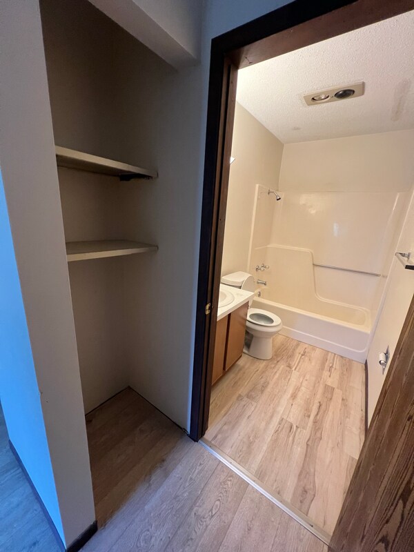 Foto del edificio - 151 Plum St