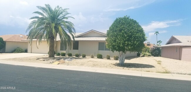 Foto del edificio - 12326 W Rock Springs Dr