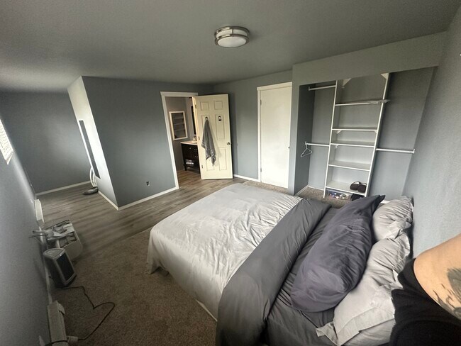 Foto del edificio - 12516 18th St SE