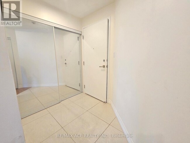 Building Photo - 230 Queens Quay W