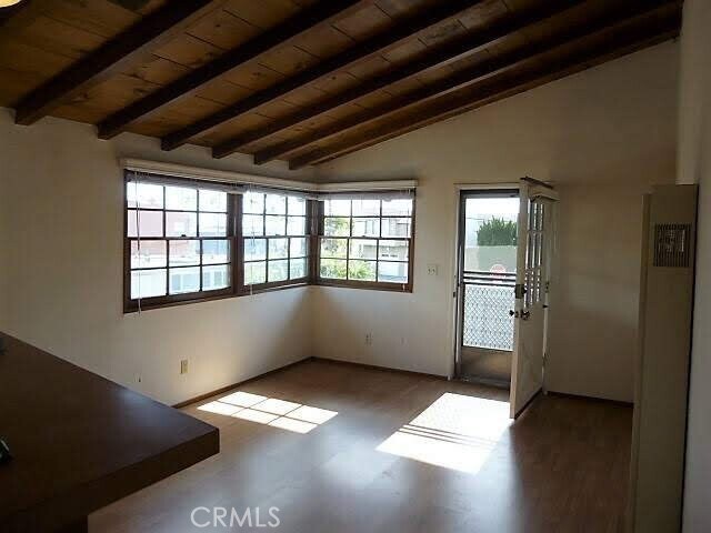 Building Photo - 1502 Buena Vista