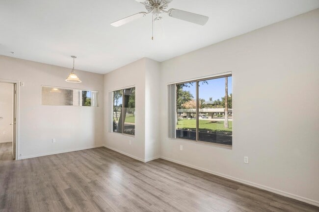 Foto del edificio - 4644 N 22nd St