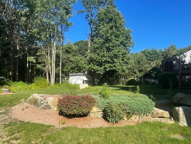 Building Photo - 227 Pulpit Rd