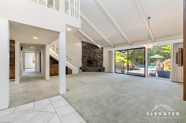Building Photo - 2609 Fir Park Way
