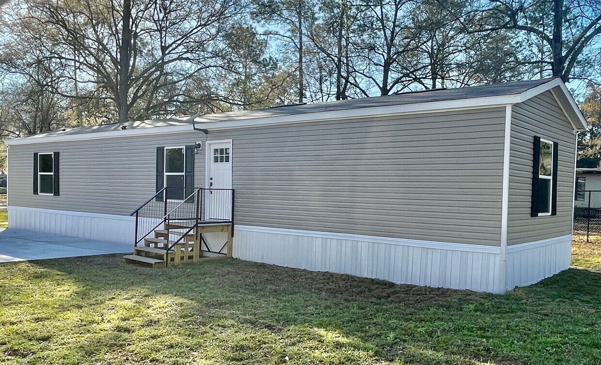 27496 Ohio St, Hilliard, FL 32046 House Rental in Hilliard, FL