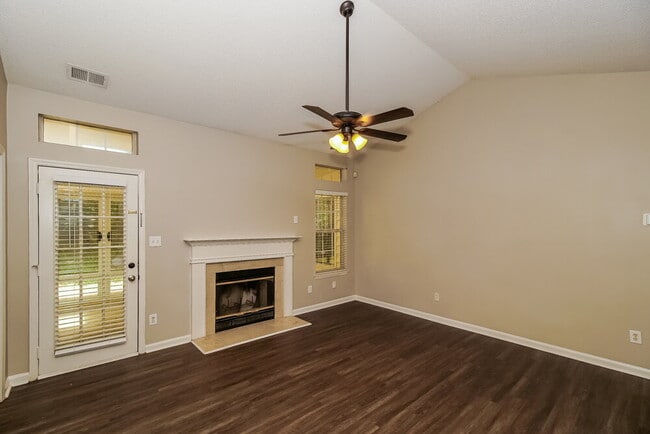 Building Photo - 8618 Woodhill Manor Ct