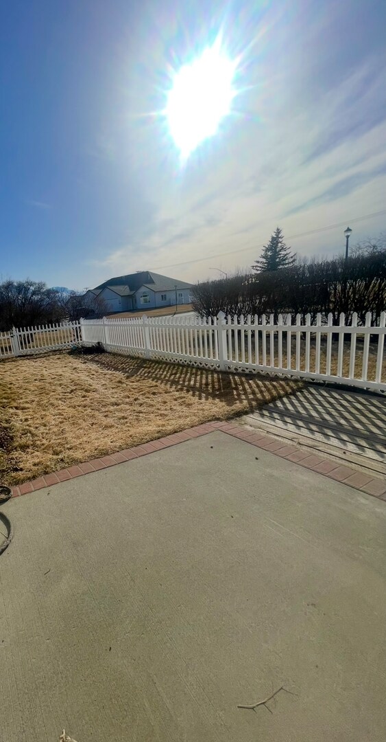 Foto del edificio - 55+ Living Community in Palmer! 2 bedroom/2bathroom/2 car garage, Handicap Accessible, Great moun...