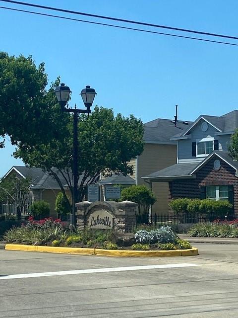 Foto del edificio - 6438 Provident Green Dr