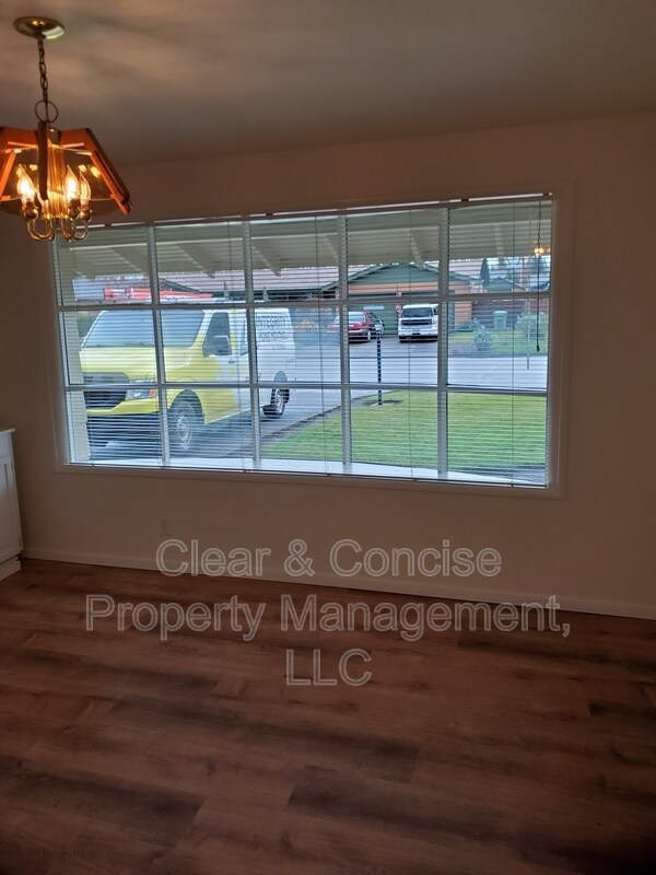 Foto del edificio - 265 Blackfoot Ave