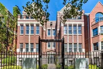 Building Photo - 2042 W Pierce Ave