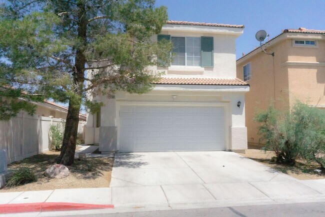Building Photo - Gated Community - Freshly painted Interior & Exterior