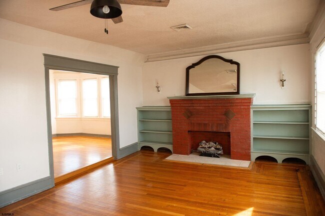 Building Photo - 3809 Ventnor Ave