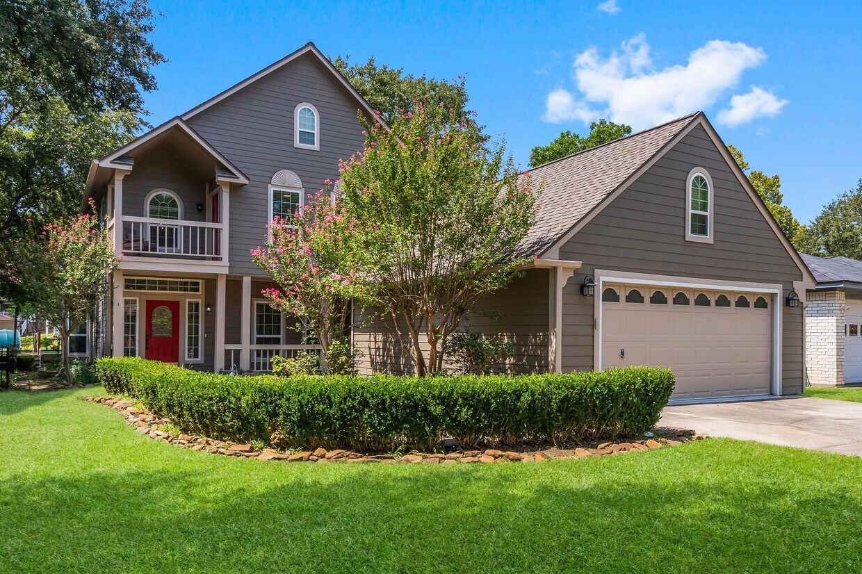 Primary Photo - 5094 Pleasure Lake Dr