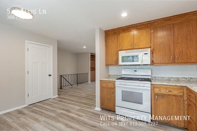 Foto del edificio - 520 Ellis Ln