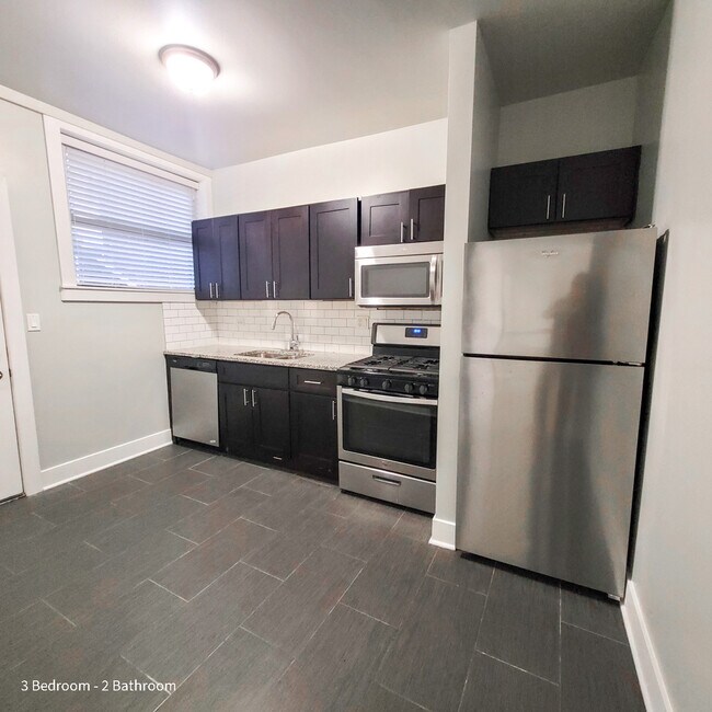 Building Photo - 5537 S Everett Ave