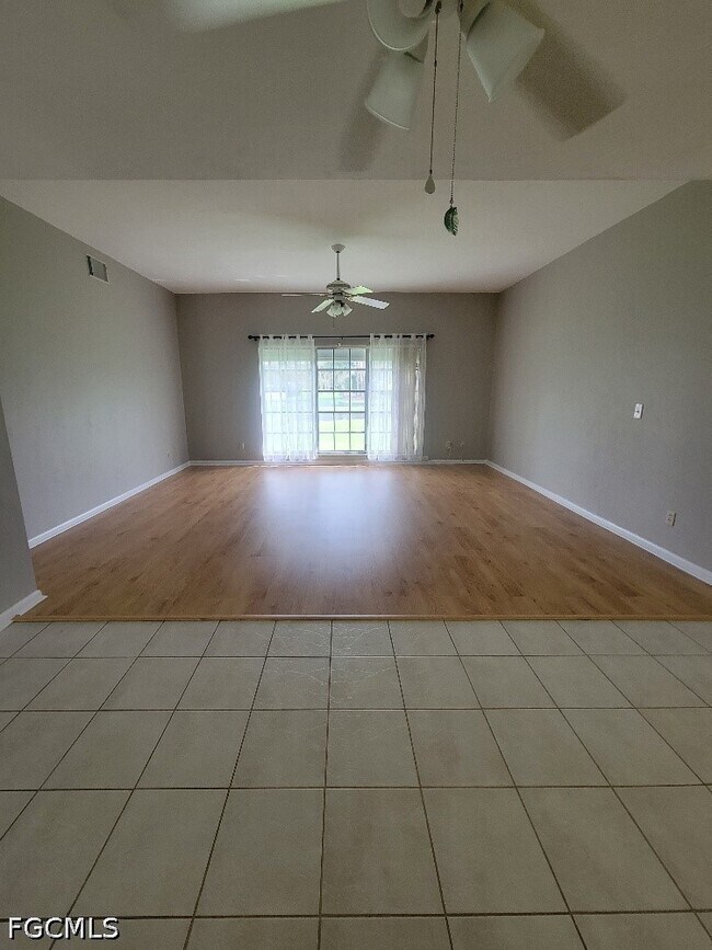 Building Photo - 10 Regency Ct