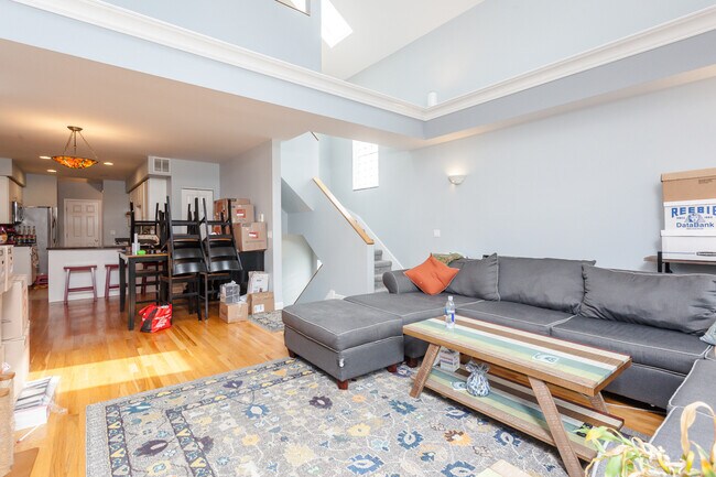 Foto del edificio - 3835 N Southport Ave
