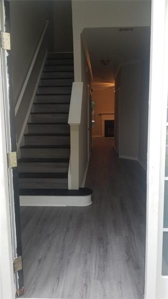 Foto del edificio - 4134 Rogers Creek Ct