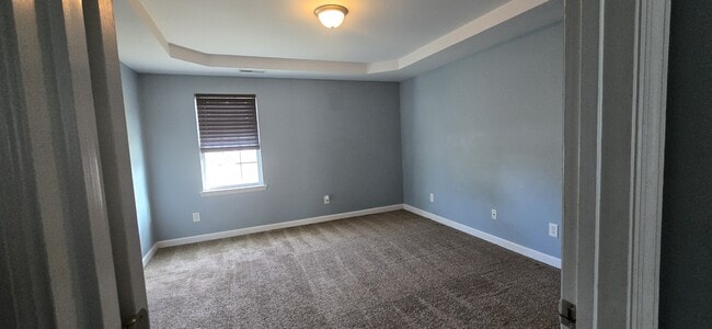 Building Photo - 604 Parsley Dr