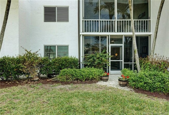 Building Photo - 1550 NE Ocean Blvd