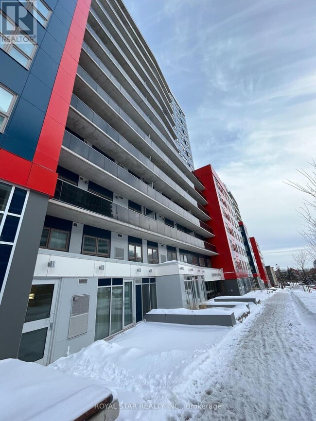 Building Photo - 258B Sunview St