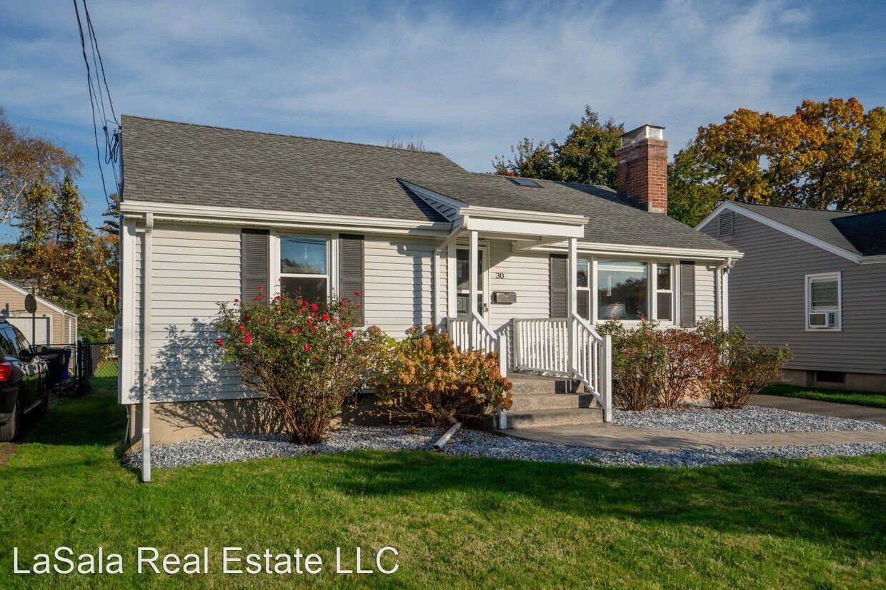Primary Photo - 2 br, 1 bath House - 30 Westgate