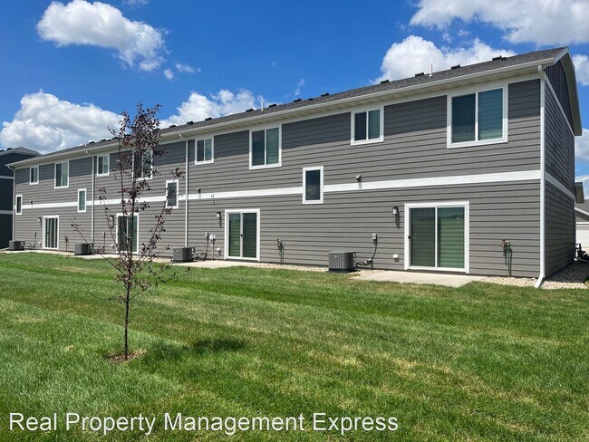 Foto del edificio - 3 br, 2.5 bath Apartment - Brand New Townh...