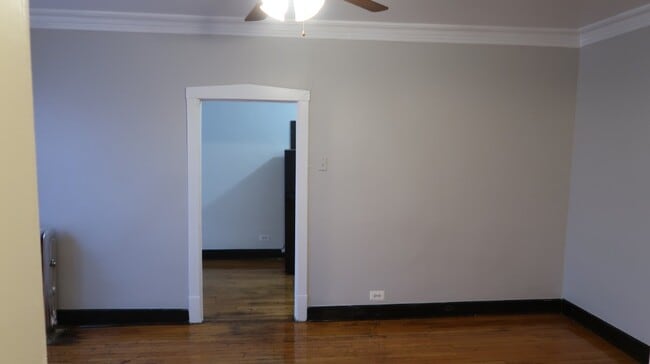 Building Photo - 4354 N Elston Ave