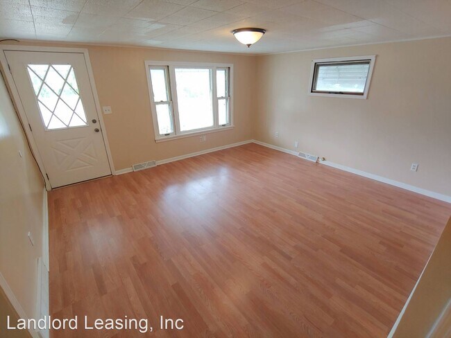 Building Photo - 3 br, 1.5 bath House - 223 Furnace Street
