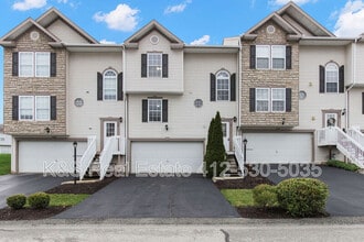 Building Photo - 122 Manor View Dr