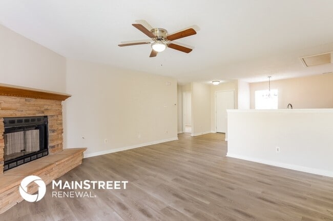 Building Photo - 2079 Meadowlark Ln