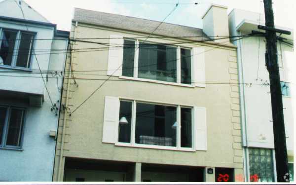 Primary Photo - 2604 Buchanan St