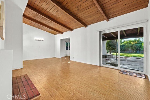 Building Photo - 219 S Meadow Rd