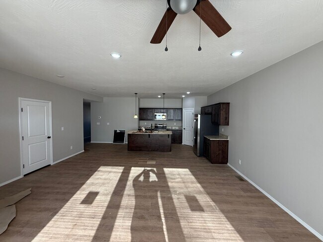 Foto del edificio - 3462 N Ohara Ave