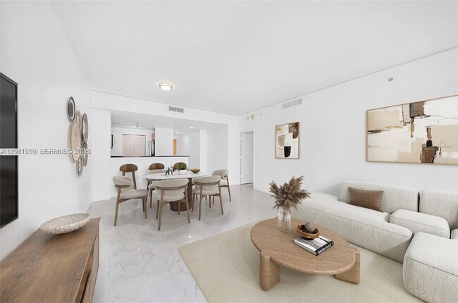 Foto del edificio - 244 Biscayne Blvd