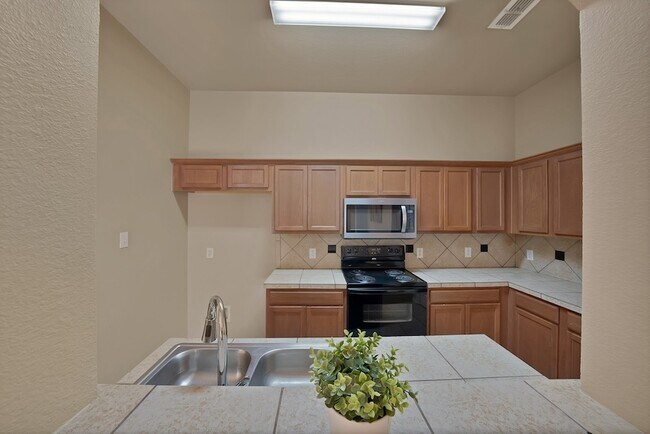 Foto del edificio - 1427 Piedmont Dr