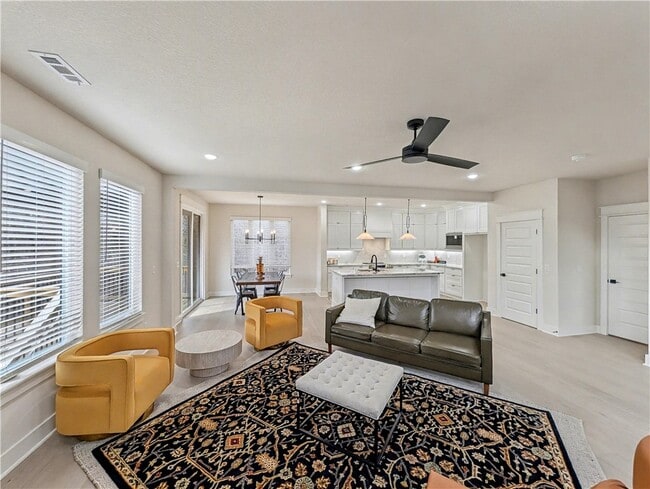 Building Photo - 30 Cromer Dr