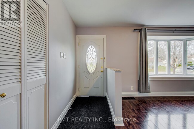 Building Photo - 11 Bellefontaine St