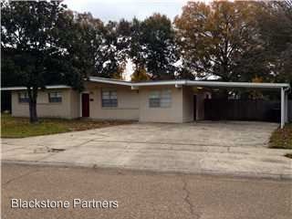 Primary Photo - 3921 Fleet Dr