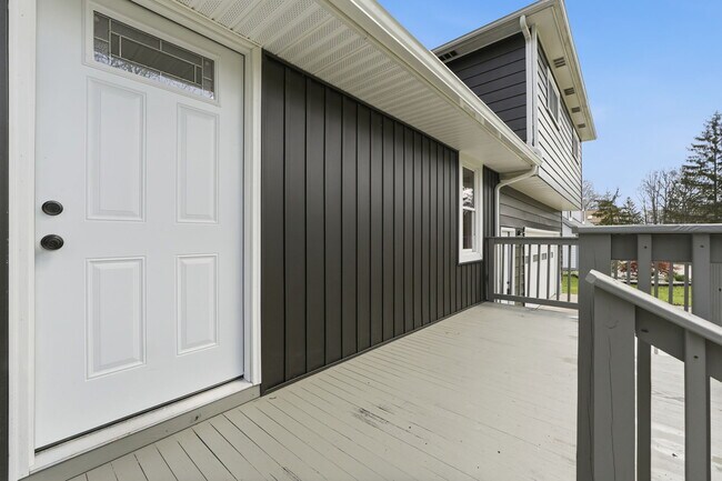 Foto del edificio - 3735 Richlawn Rd