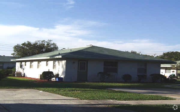Primary Photo - 1234-1250 Josephine St