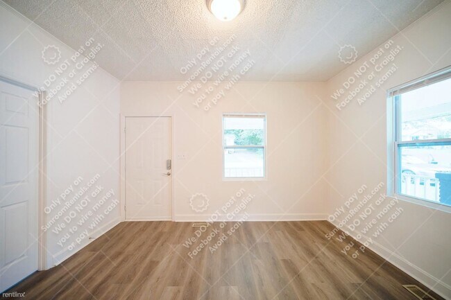 Building Photo - 3 br, 1 bath House - 475 Liberty Dr SW