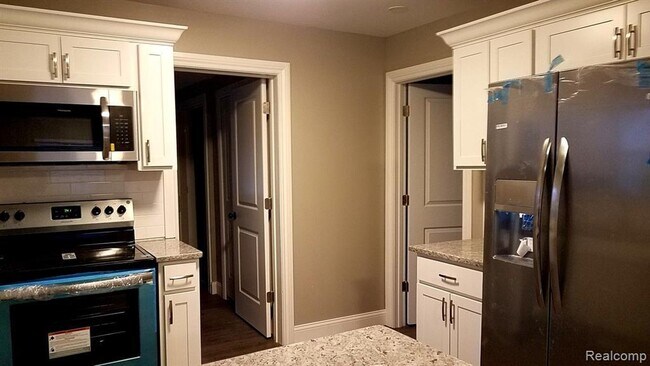 Building Photo - 21470 Gill Rd