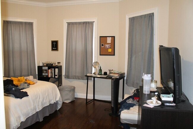 Foto del edificio - 34 Circuit St