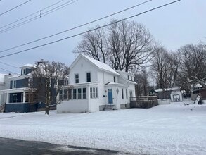 Building Photo - 242 N Hamilton St