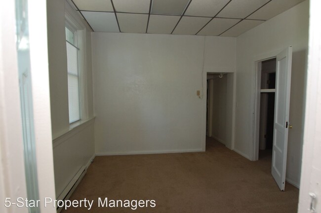 Building Photo - 2 br, 1 bath House - 5985 E. Old Road 30 A...