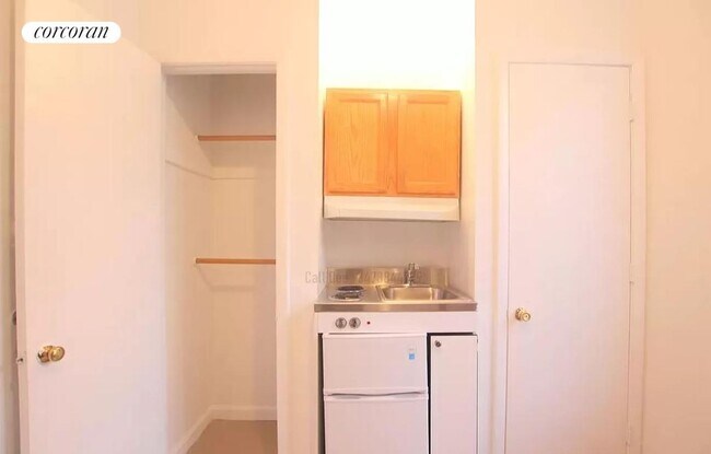 Foto del edificio - 858 W End Ave