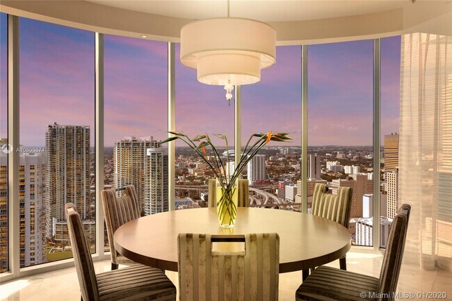 Foto del edificio - 200 Biscayne Blvd Way