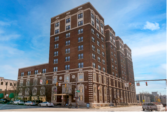 Building Photo - Seneca