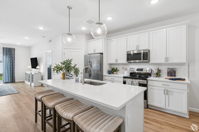 Canterbury 2BR, 2BA - 1,293SF - Kitchen - The Village at Hinckley Oaks